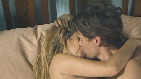 Pic: Teresa Palmer in The Last Anniversary