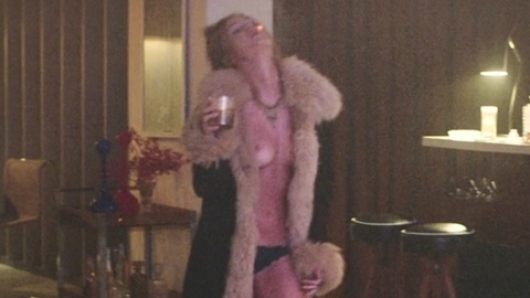 Pic: Marina Ruy Barbosa in Rio Connection