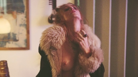 Pic: Marina Ruy Barbosa in Rio Connection