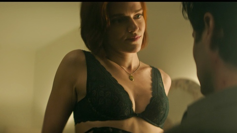 Pic: Madeline Brewer in YOU