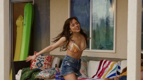 Pic: Jenna Ortega in Winter Spring Summer or Fall