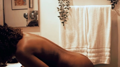 Pic: Misty Stone in Scissors