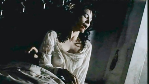 Pic: Denice Duff in Subspecies 4: Bloodstorm
