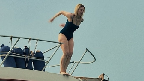 Pic: Émilie Dequenne in Survive