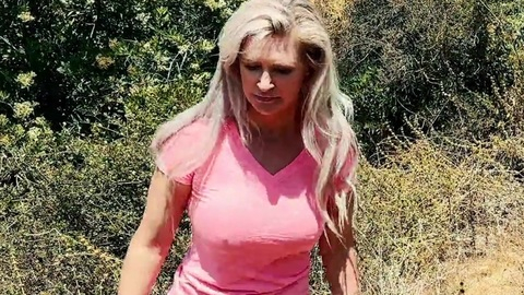 Pic: Lauren Kravchenko in Feral Female