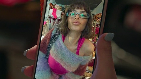 Pic: Emily Ratajkowski in Too Much