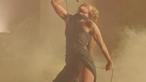 Pic: Miley Cyrus in Miley Cyrus: Something Beautiful