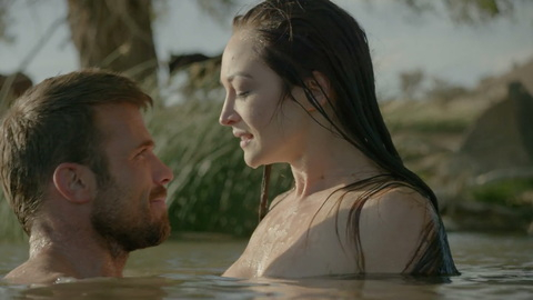 Pic: Hannah James in Two Sinners and a Mule