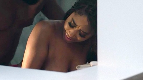 Pic: Grace Sol in Can't Have It All