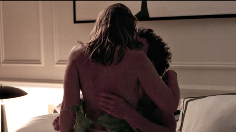 Pic: Madelyn Cline in The Map That Leads to You