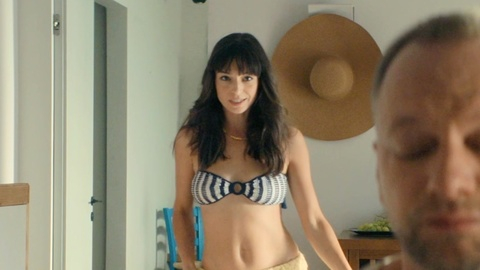 Pic: Agnieszka Więdłocha in Planet Single: Greek Adventure