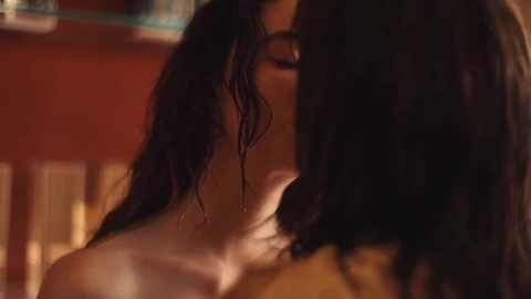 Pic: Matilda De Angelis in Fuori (2025)