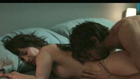 Pic: Laura Londoño in The Guest