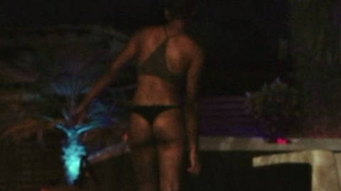 Pic: Rido Trian in Somehow