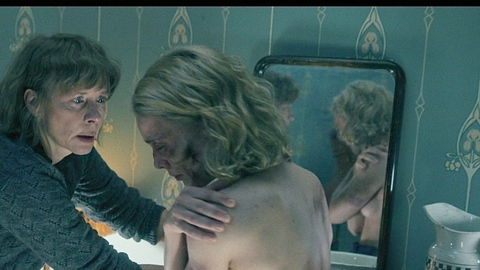 Pic: Paula Beer in Stella. A Life.