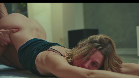 Pic: Svenja Jung in Naked