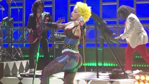 Pic: Doja Cat in Saturday Night Live