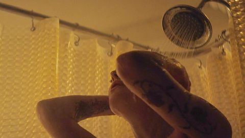 Pic: Dakota Fanning in Vicious