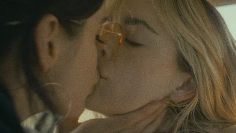 Pic: Kiernan Shipka in Stone Cold Fox