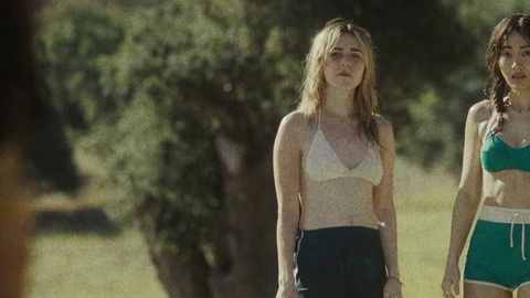 Pic: Kiernan Shipka in Stone Cold Fox