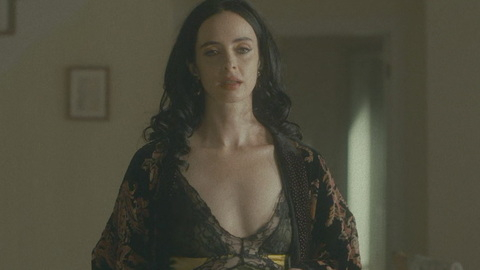 Pic: Krysten Ritter in Stone Cold Fox