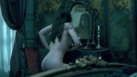 Pic: Anamaria Vartolomei in The Seduction