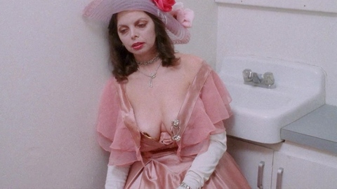 Pic: Marya Gant in Hack-O-Lantern (1988)