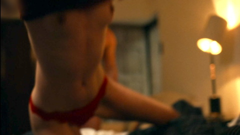 Pic: Almudena Amor in Pose