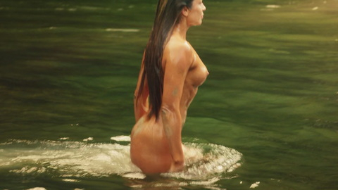 Pic: Grazi Massafera in Madam Beja