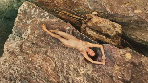 Pic: Grazi Massafera in Madam Beja