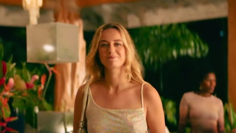 Pic: Zoé Marchal in Coka Chicas