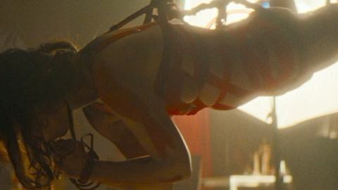 Pic: Maya Stojan in Bight