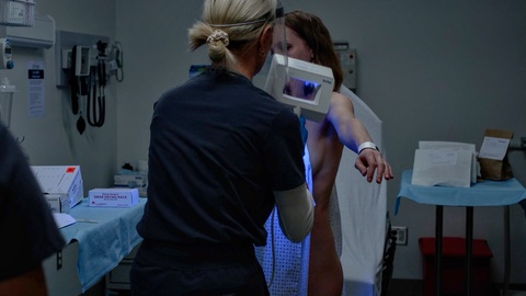 Pic: Tina Ivlev in The Pitt