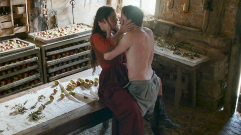 Pic: Jessie Buckley in Hamnet