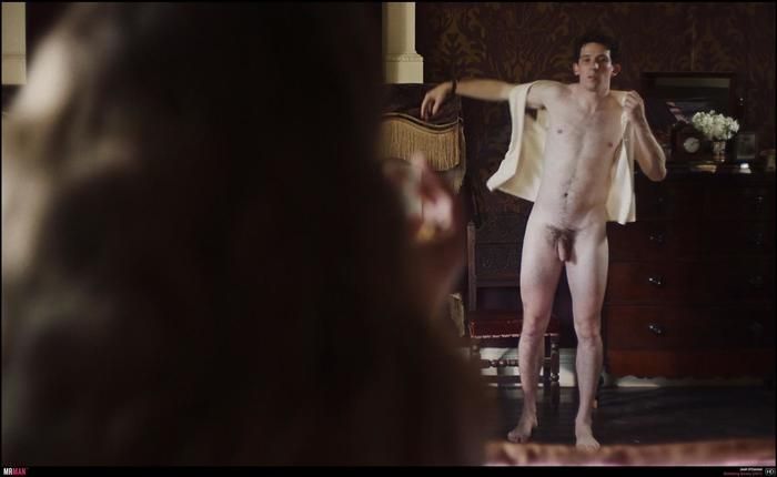 Josh O'Connor's Sexiest Scenes