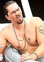 Steve Howey