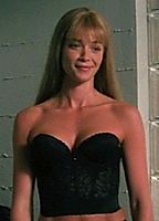 Celebrity: Lauren Holly