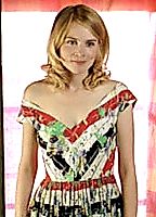 Isabelle Carr