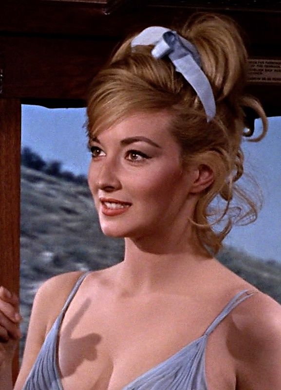 See Daniela Bianchi Nude | Daniela Bianchi Naked | Mr. Skin