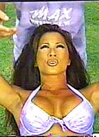 Celebrity: Kiana Tom