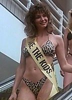 Celebrity: Toni Naples