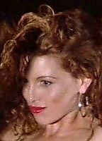 Celebrity: Roxanne Michaels