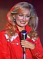 Celebrity: Andra Akers
