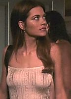 Celebrity: Amelia Heinle