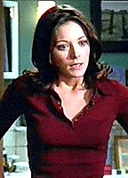 Celebrity: Elizabeth Bogush