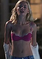 Celebrity: Elisha Cuthbert