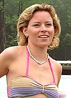 Celebrity: Elizabeth Banks