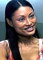 Celebrity: Kira Clavell