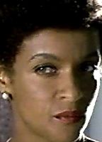 Celebrity: Elisa Lucinda