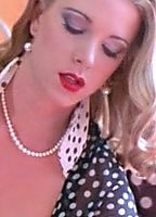 Celebrity: Sydney Moon